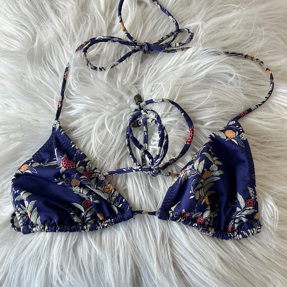 Faherty Bikini - Picture 4 of 7